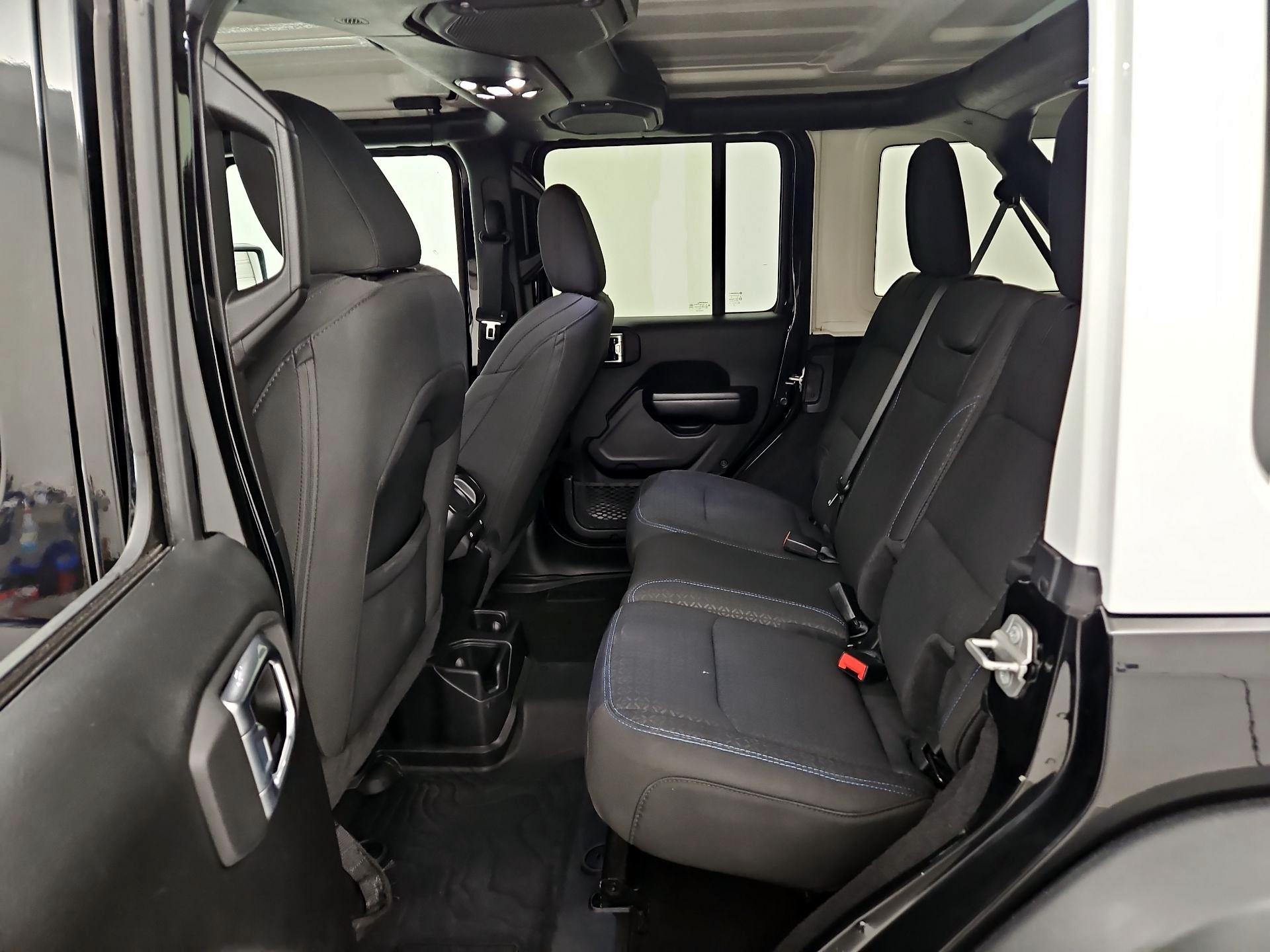 Thumbnail: 2021 Jeep Wrangler - 19