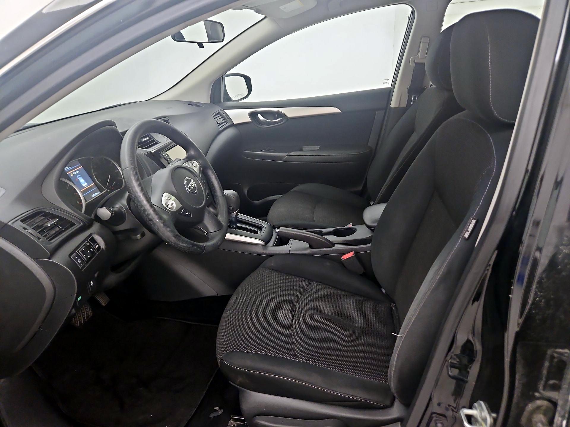 Thumbnail: 2019 Nissan Sentra - 11
