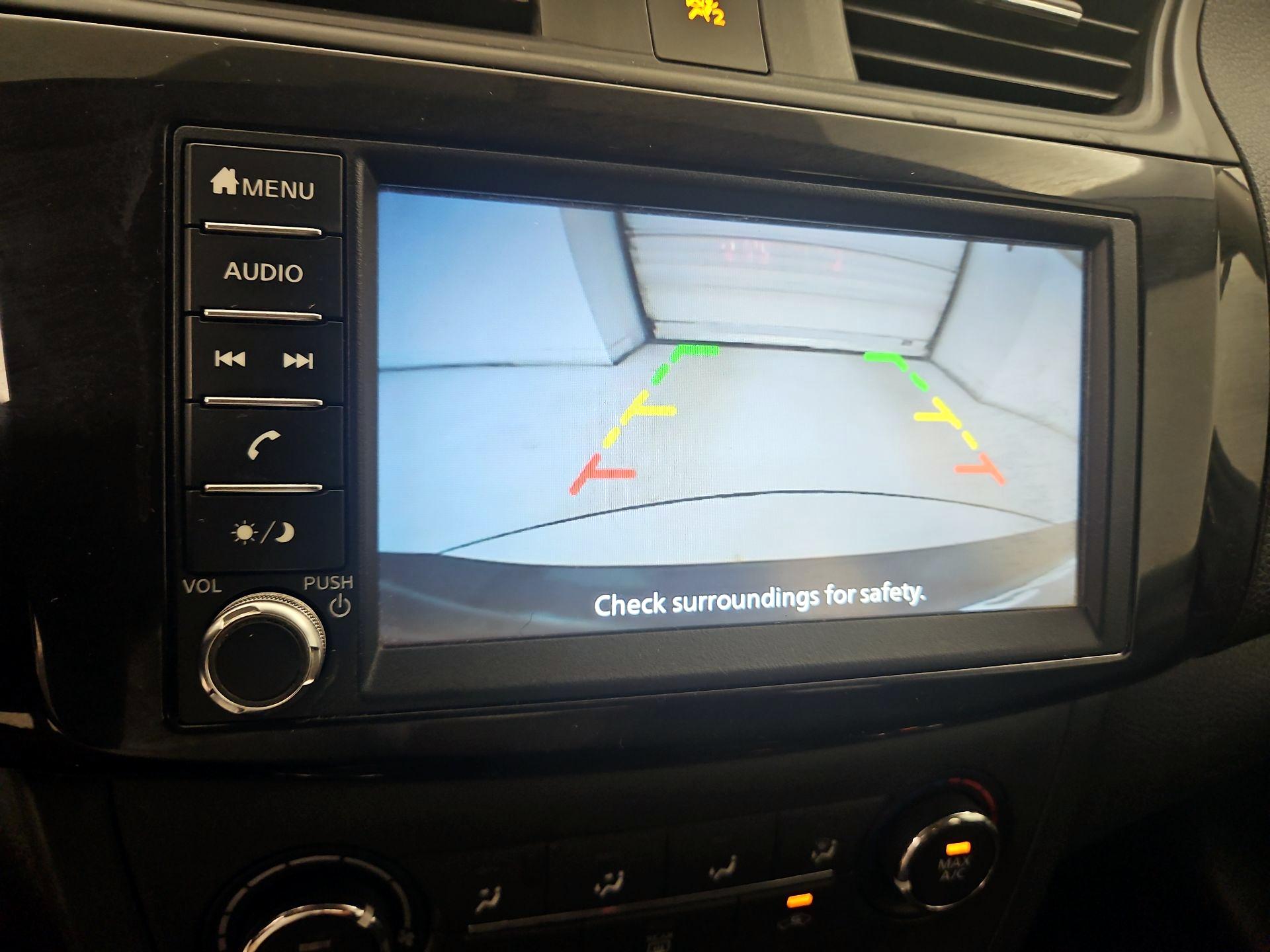 Thumbnail: 2019 Nissan Sentra - 14