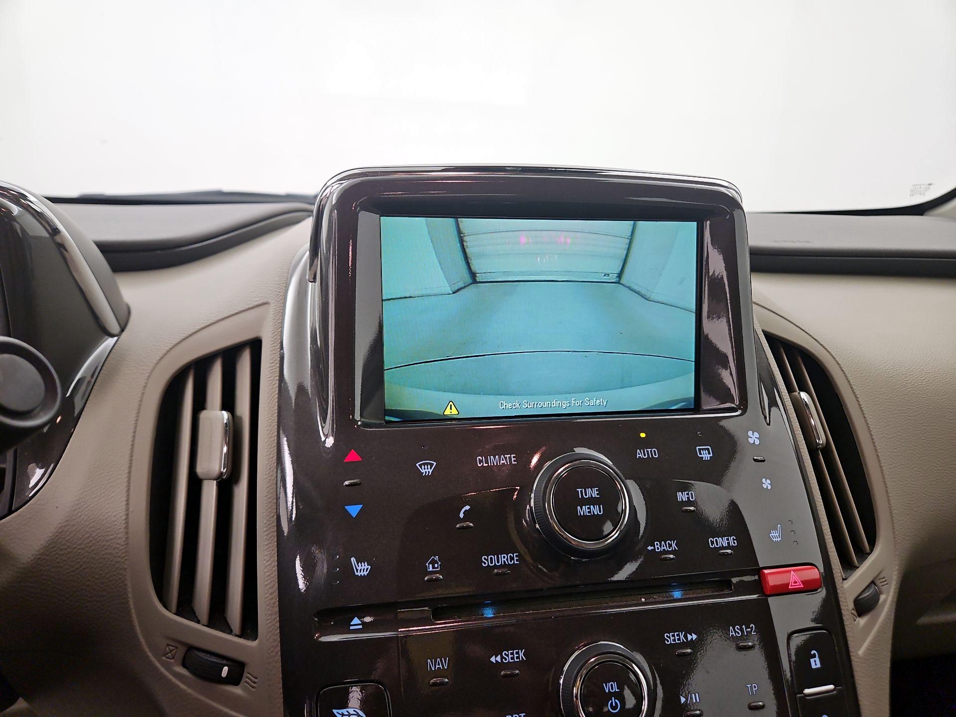 Thumbnail: 2014 Chevrolet Volt - 14