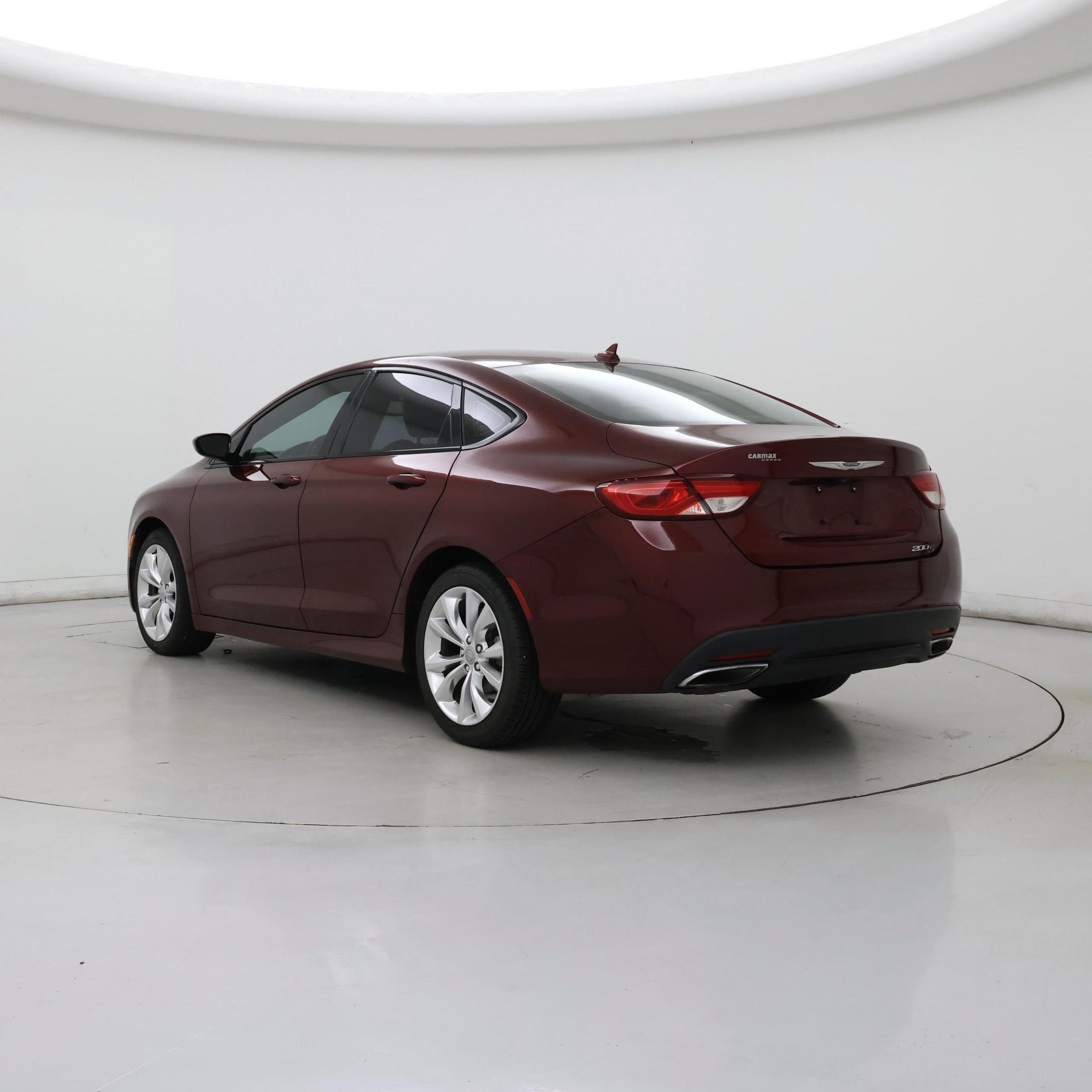 Thumbnail: 2016 Chrysler 200 - 2