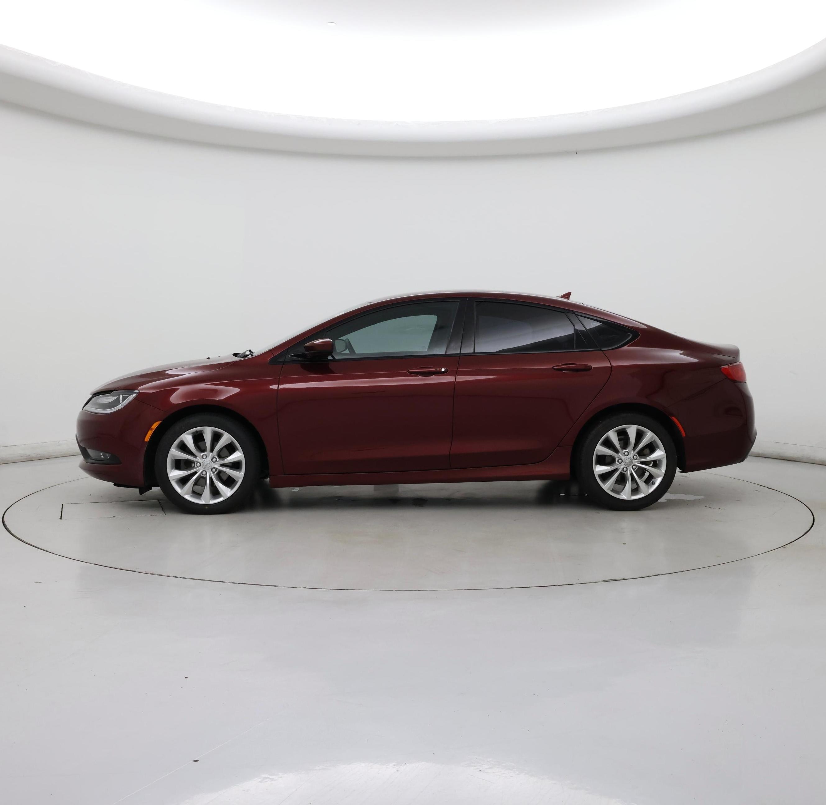 Thumbnail: 2016 Chrysler 200 - 3