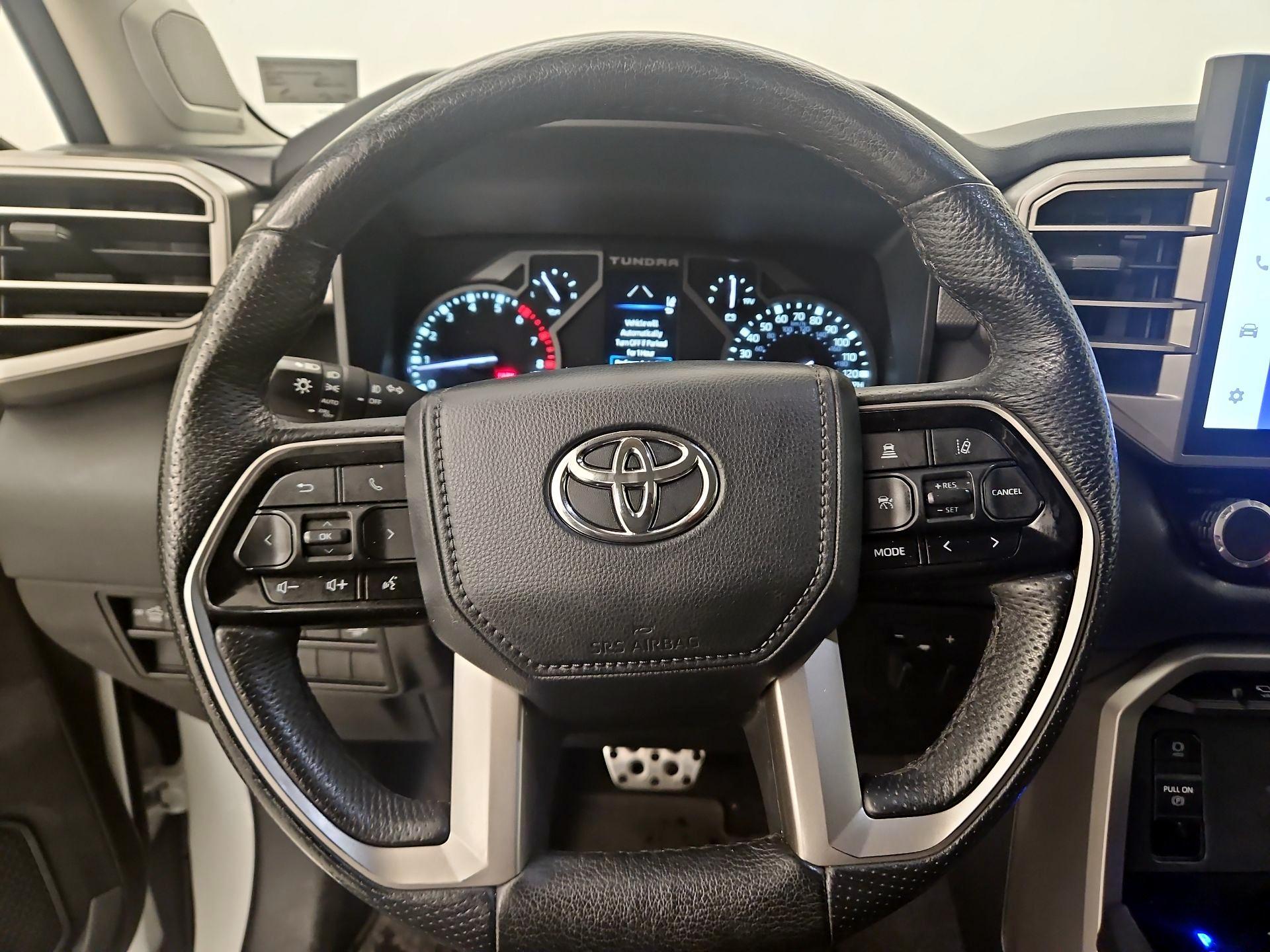 Thumbnail: 2022 Toyota Tundra - 10