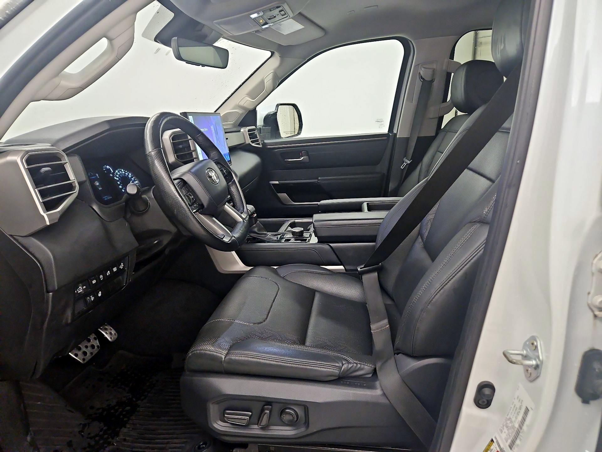 Thumbnail: 2022 Toyota Tundra - 11