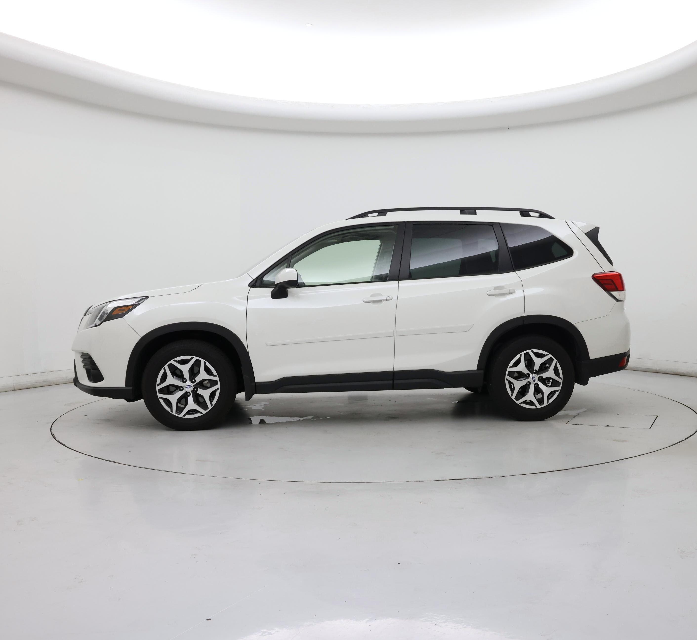 Thumbnail: 2023 Subaru Forester - 3