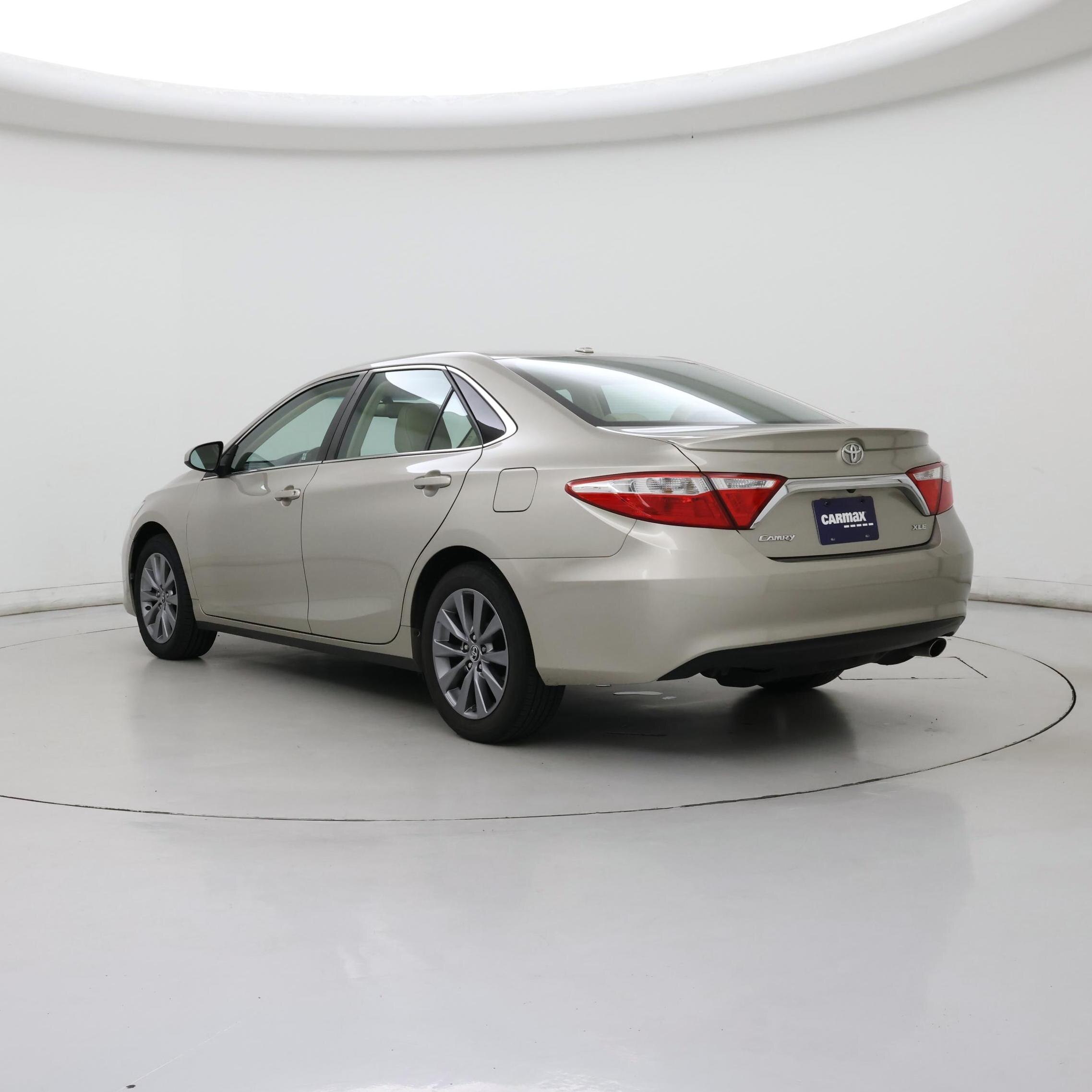 Thumbnail: 2015 Toyota Camry - 2