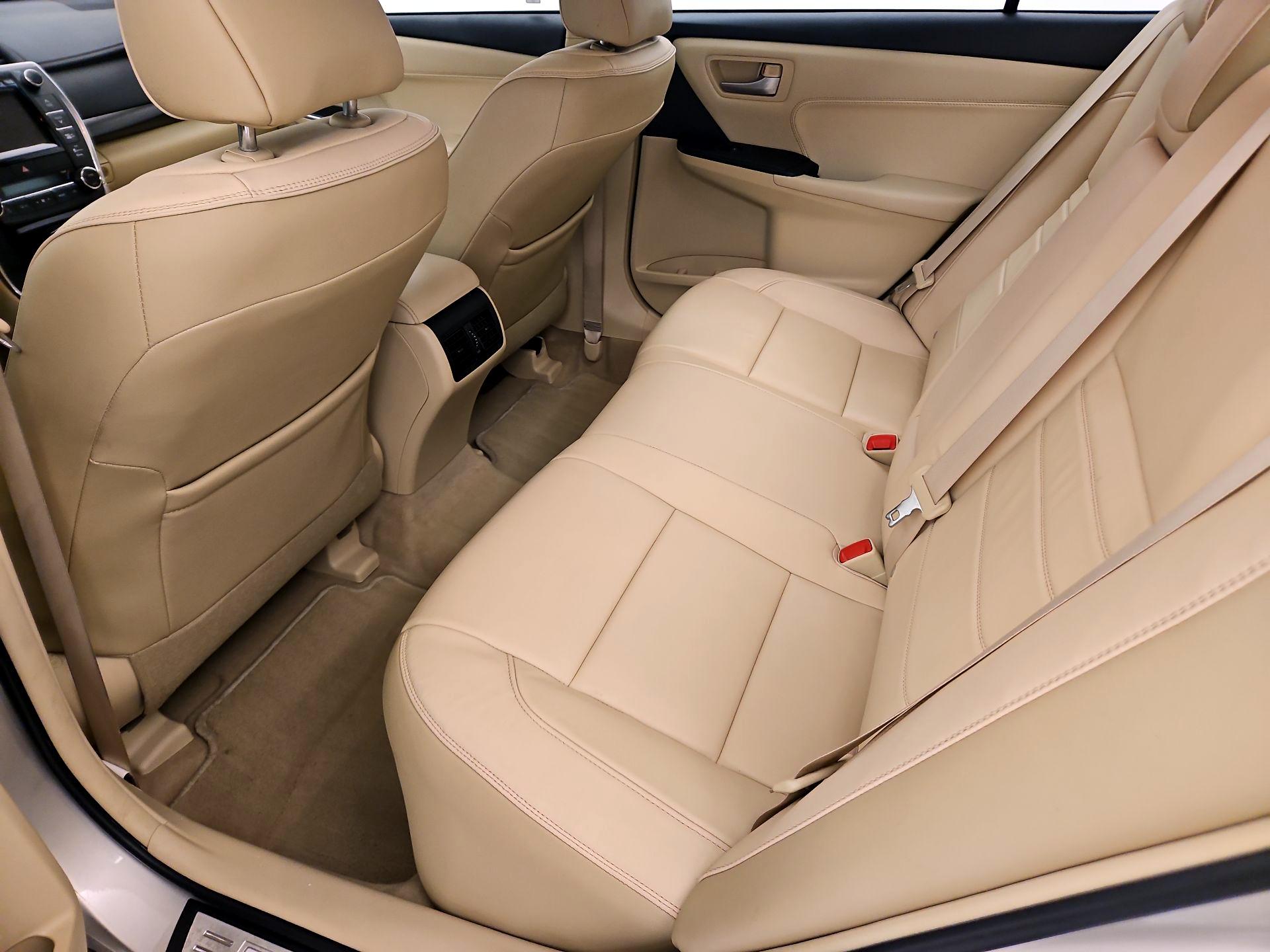 Thumbnail: 2015 Toyota Camry - 20
