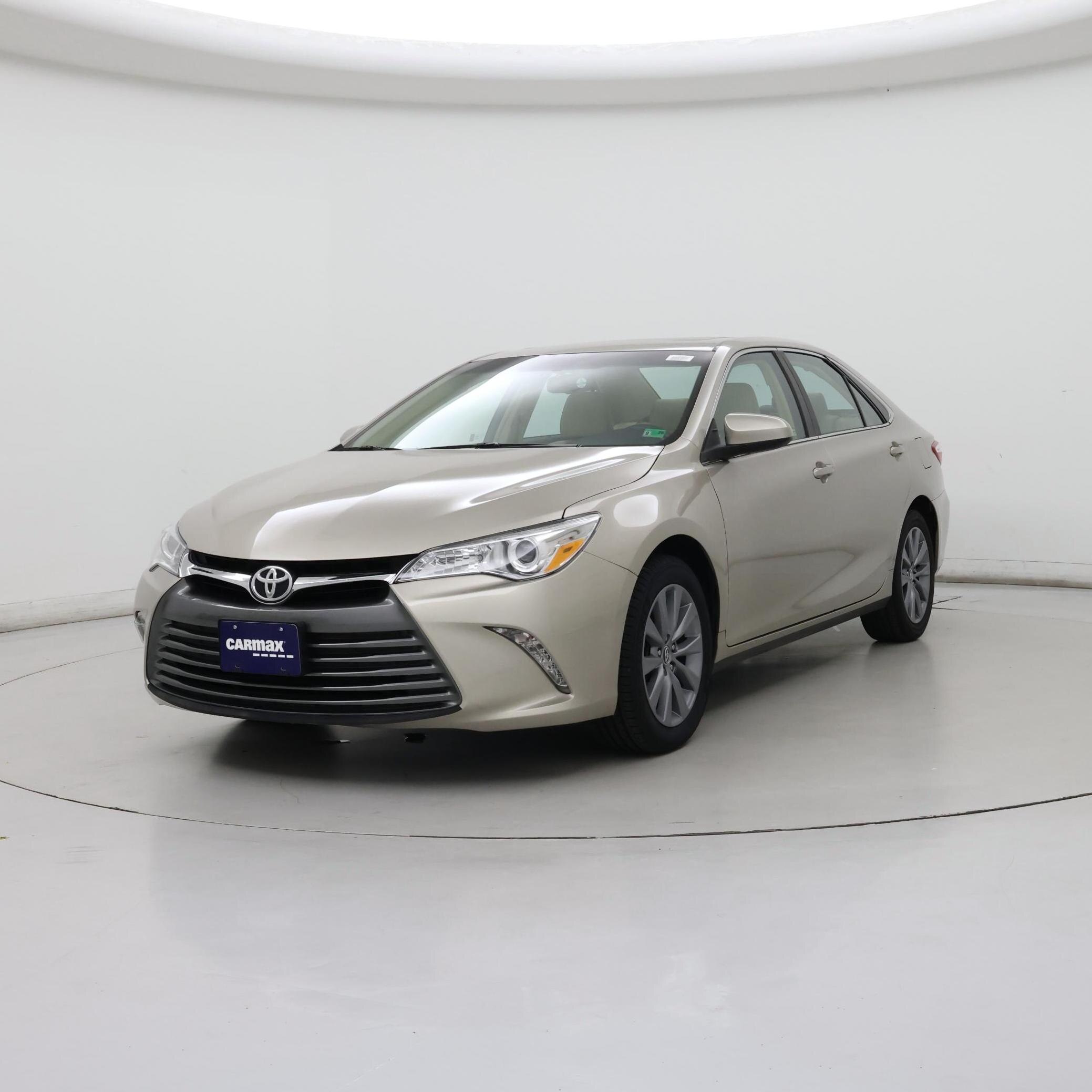 Thumbnail: 2015 Toyota Camry - 4