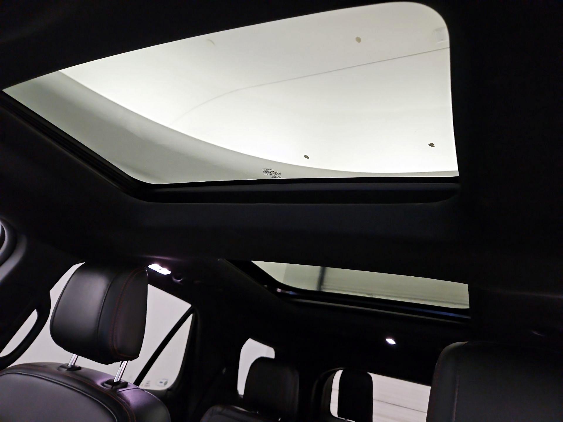 Thumbnail: 2019 Ford Explorer - 20