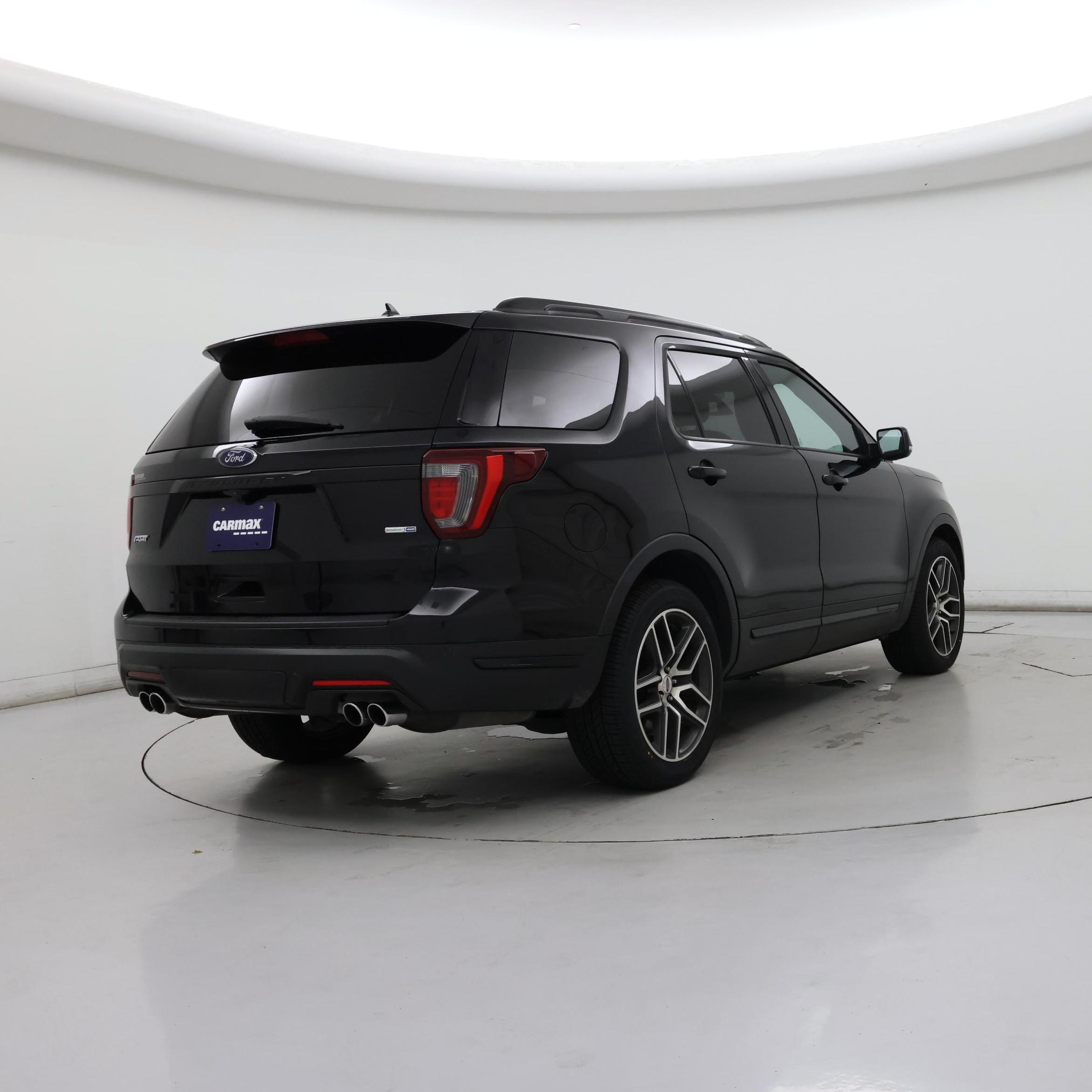 Thumbnail: 2019 Ford Explorer - 8