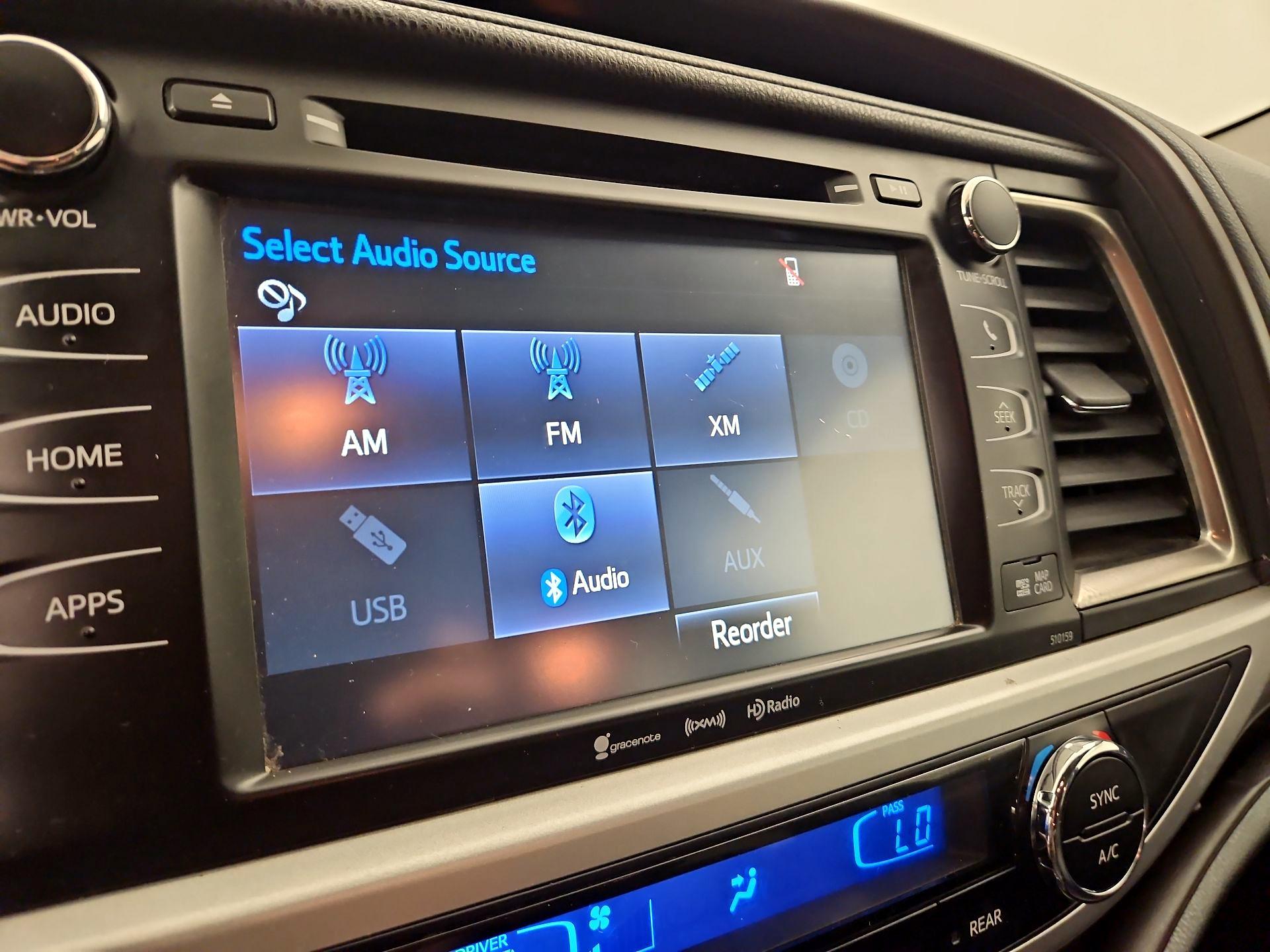 Thumbnail: 2016 Toyota Highlander - 15