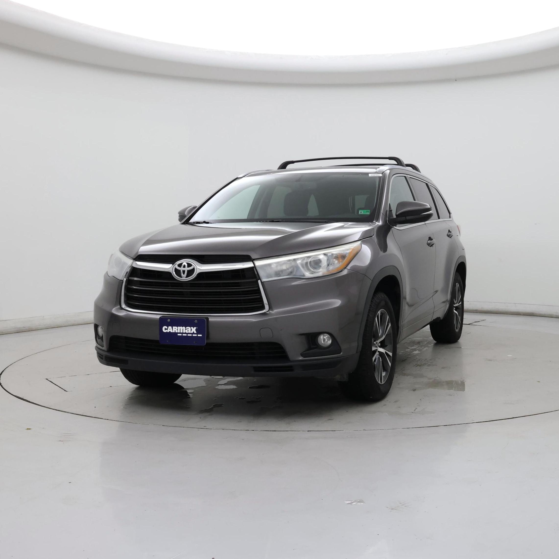 Thumbnail: 2016 Toyota Highlander - 4