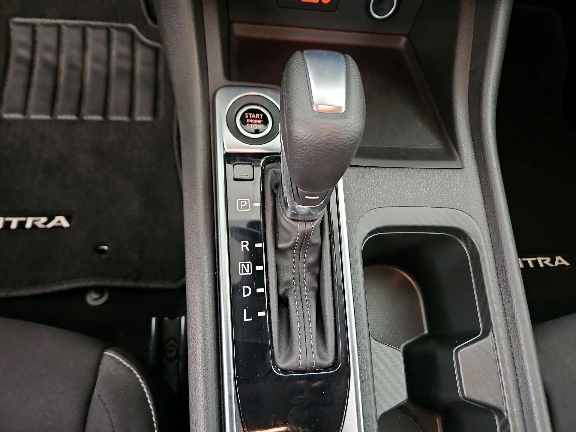 Thumbnail: 2020 Nissan Sentra - 17