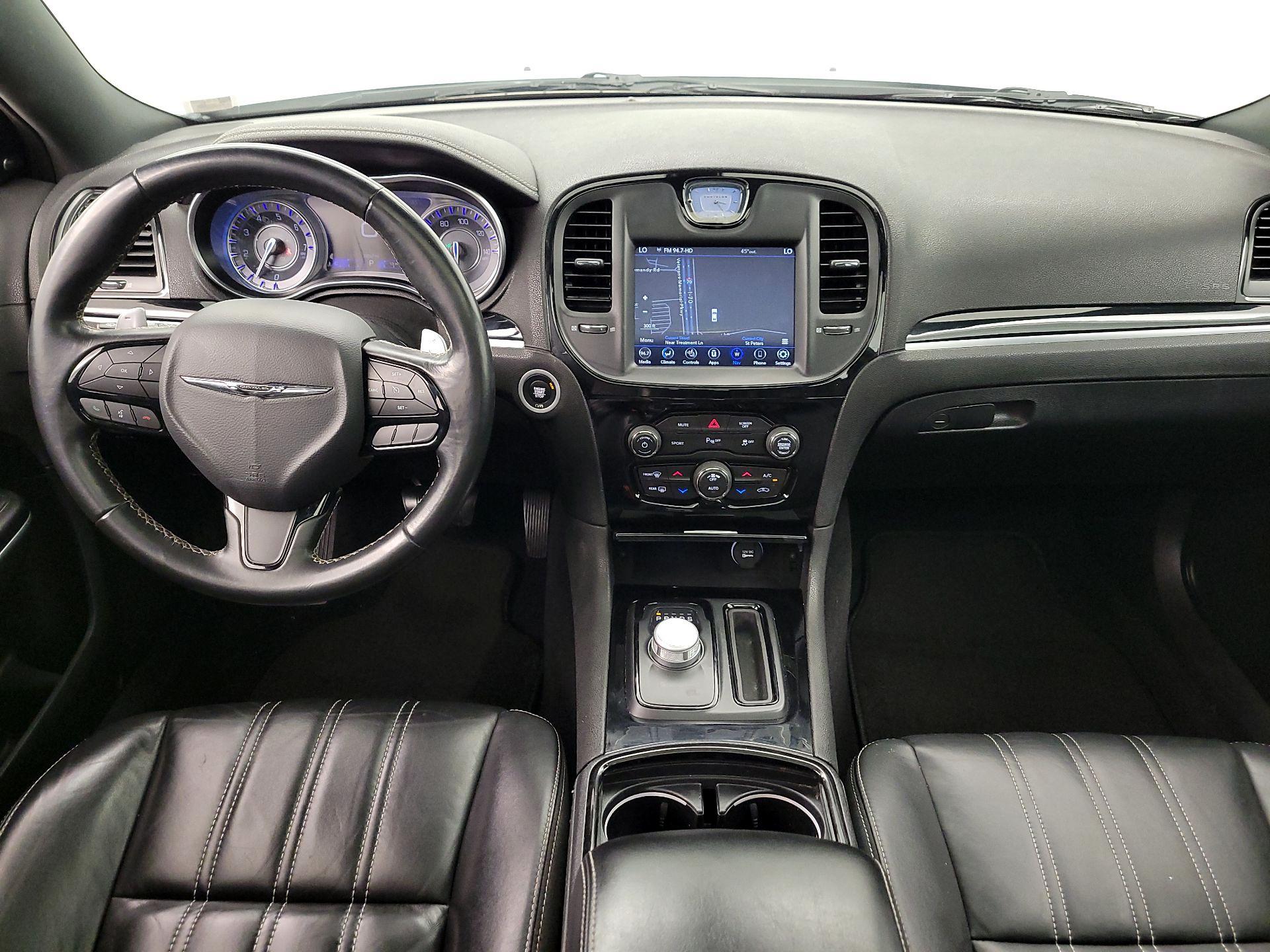 Thumbnail: 2021 Chrysler 300 - 9