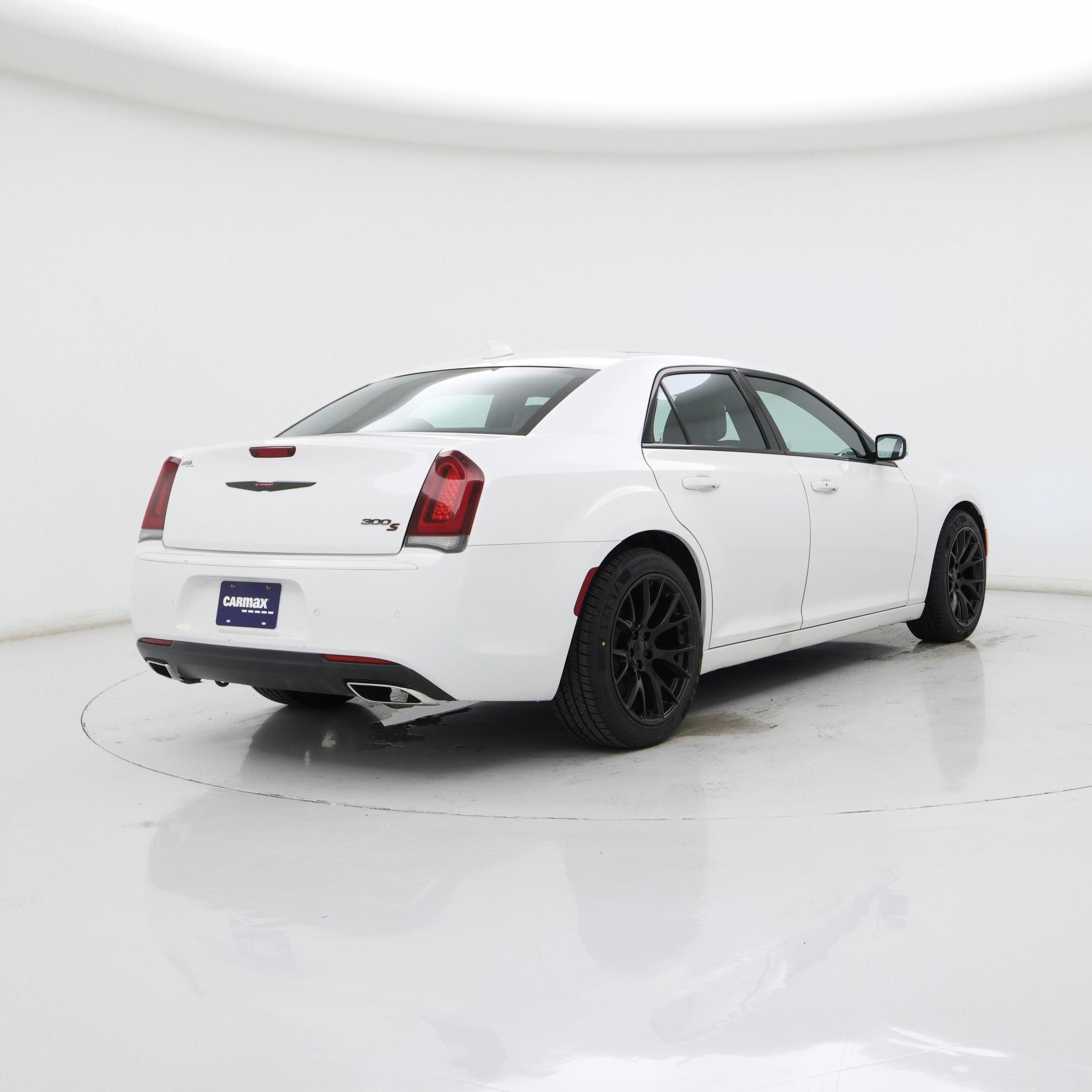 Thumbnail: 2021 Chrysler 300 - 8