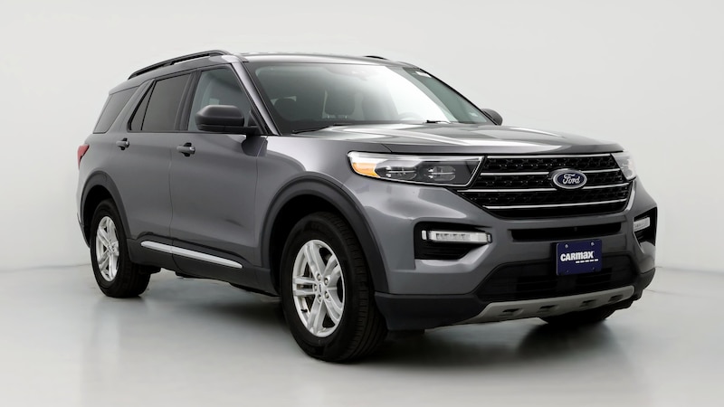 2023 Ford Explorer XLT Hero Image