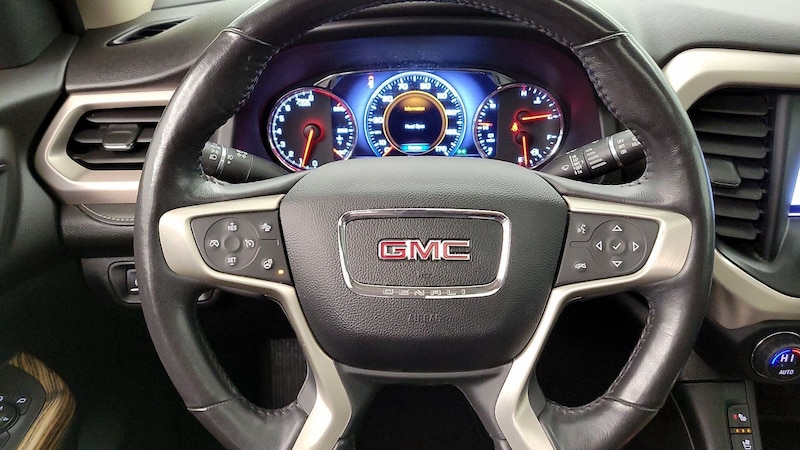 2019 GMC Acadia Denali 10