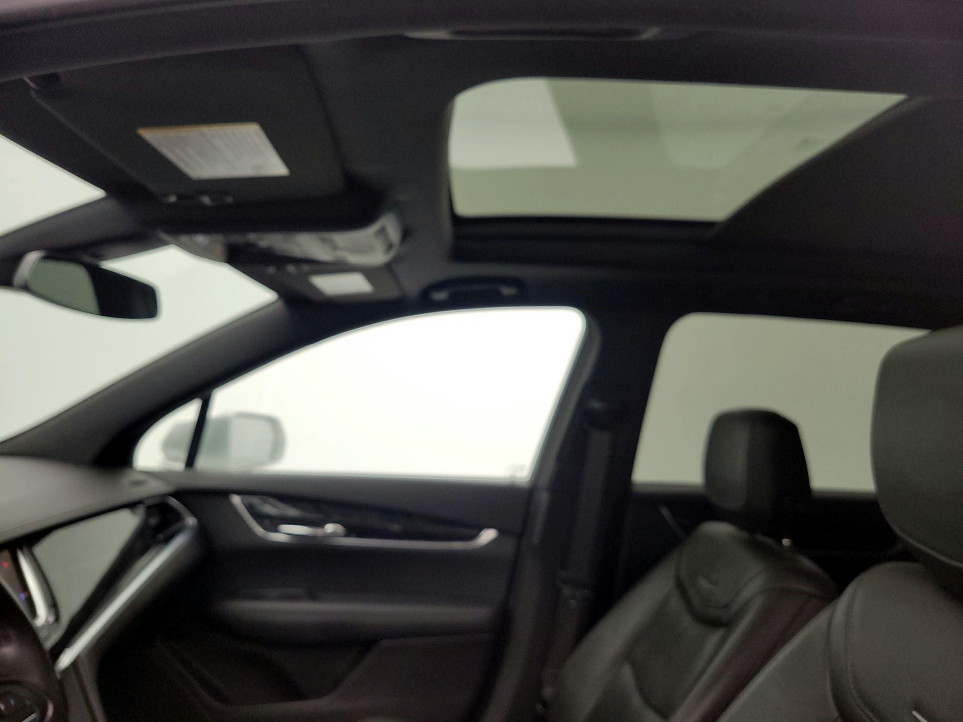 Thumbnail: 2020 Cadillac XT6 - 19