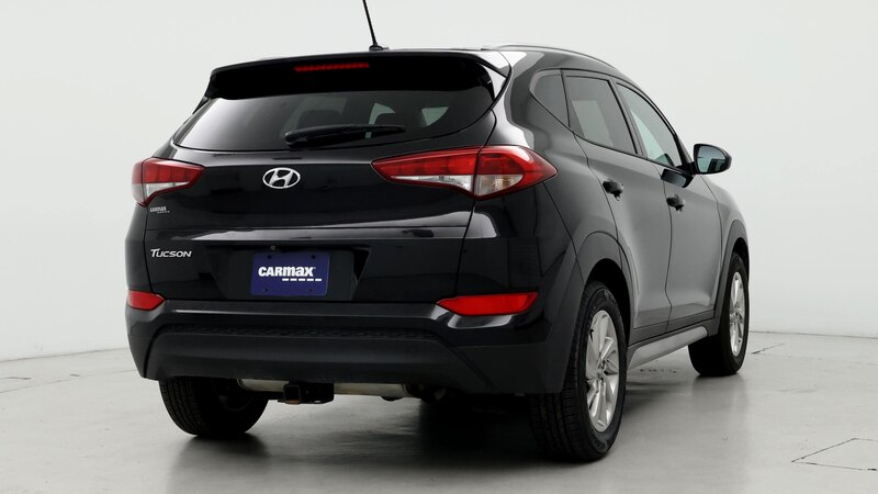 2017 Hyundai Tucson SE 8