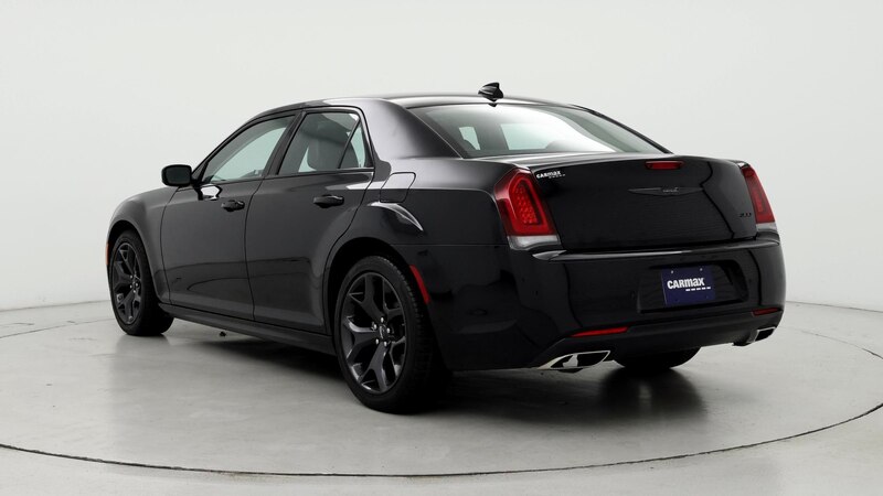 2023 Chrysler 300 Touring 2