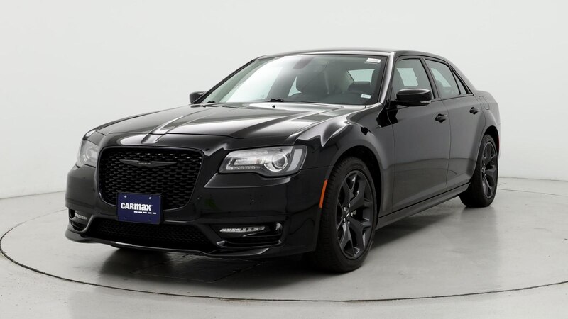 2023 Chrysler 300 Touring 4