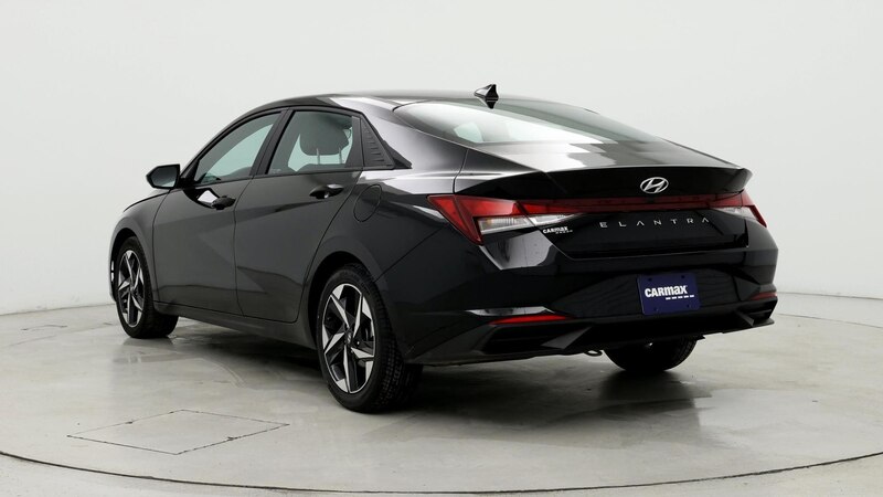 2023 Hyundai Elantra SEL 2