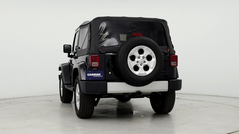 2013 Jeep Wrangler Sahara 6