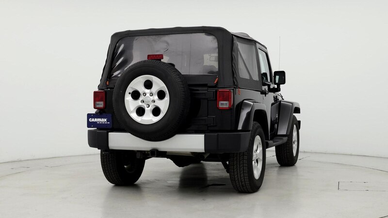 2013 Jeep Wrangler Sahara 8