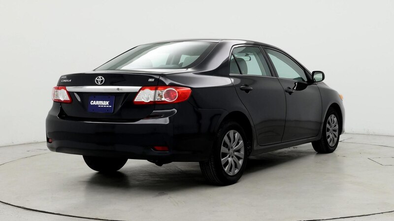 2013 Toyota Corolla LE 8