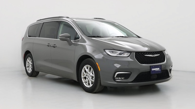 2022 Chrysler Pacifica Touring L Hero Image