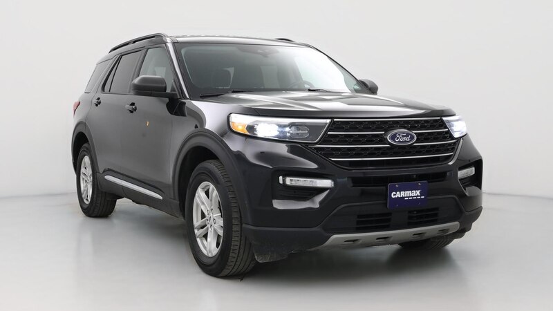 2023 Ford Explorer XLT Hero Image