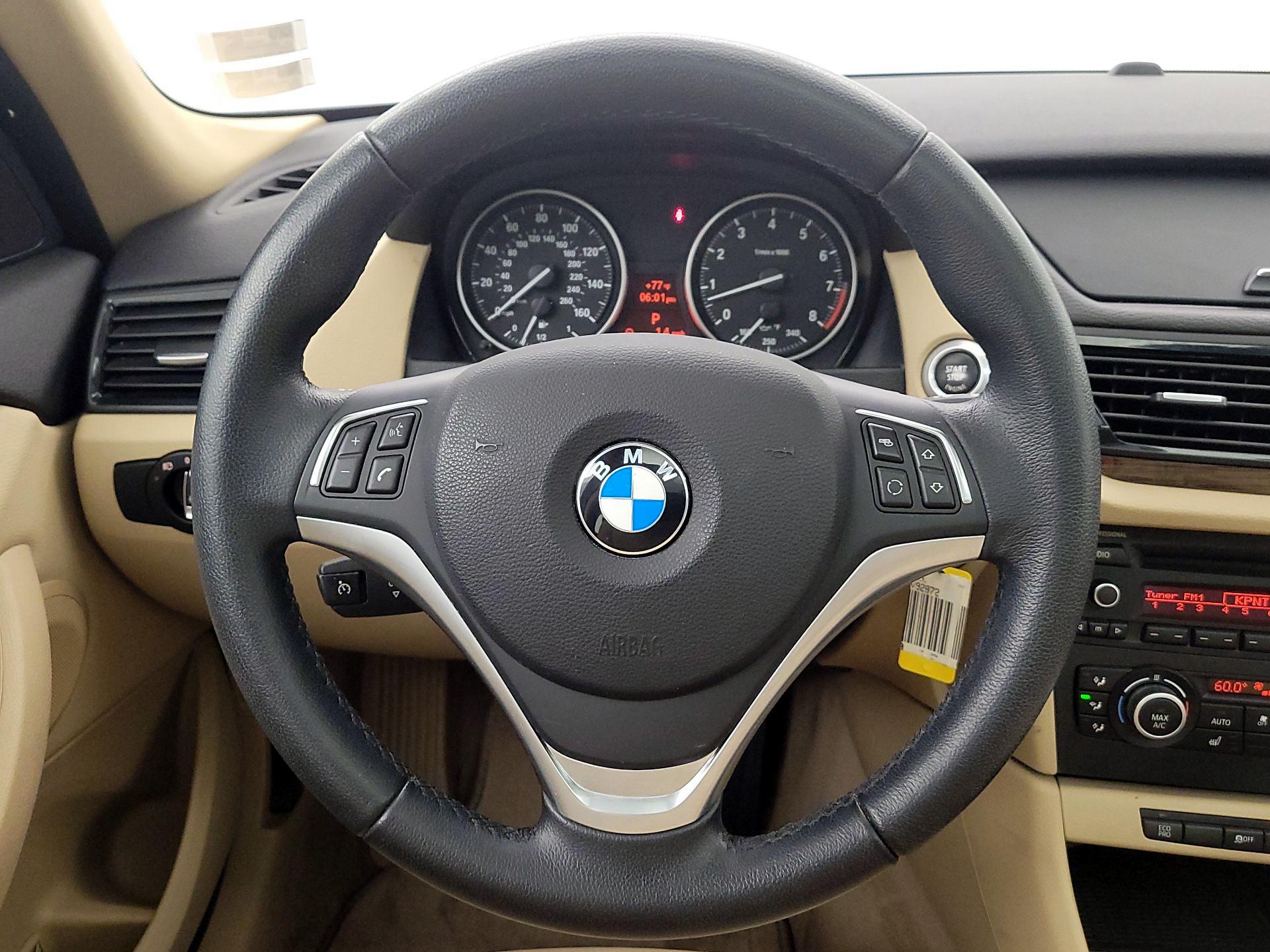 Thumbnail: 2014 BMW X1 - 10