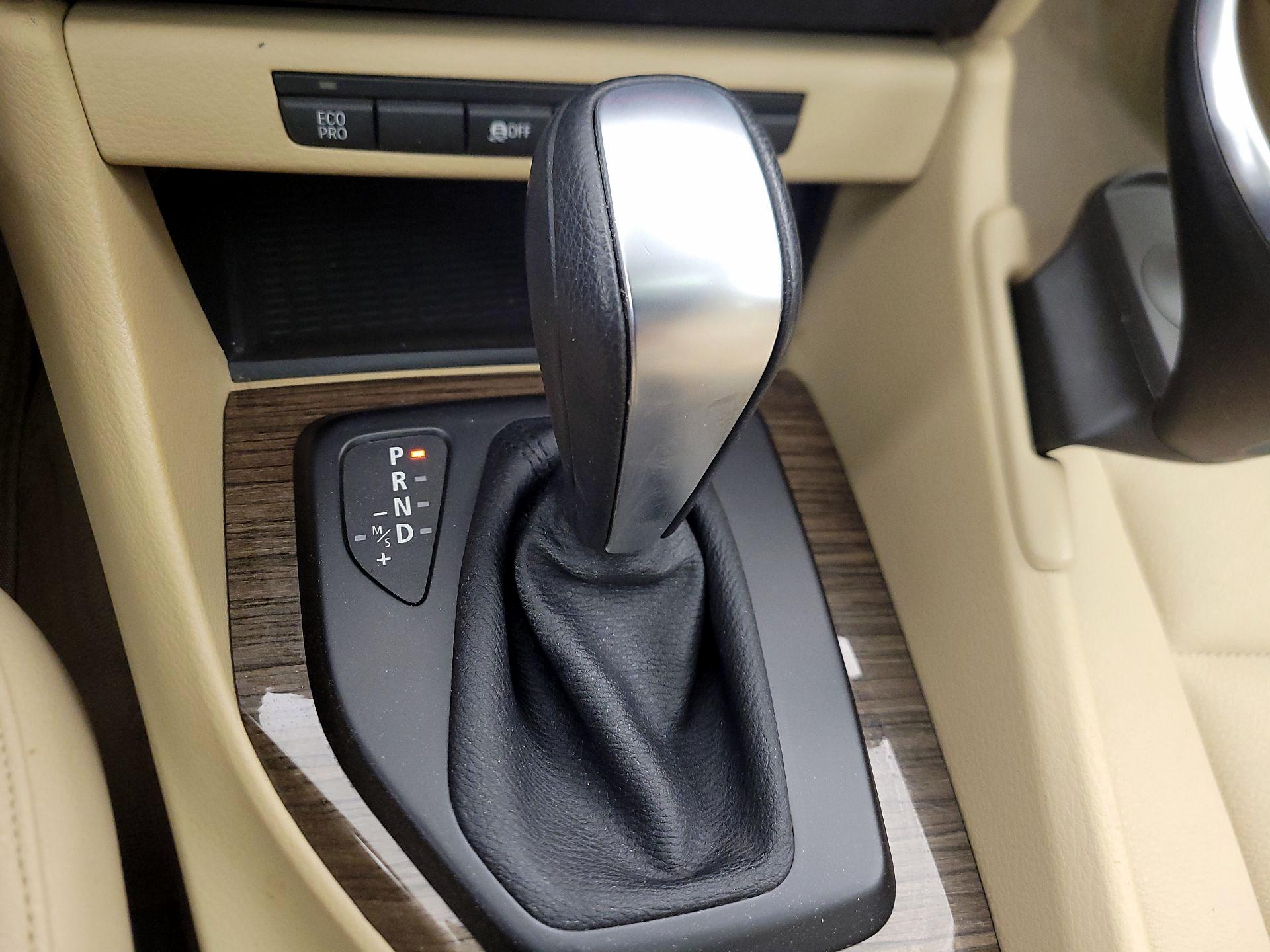 Thumbnail: 2014 BMW X1 - 16