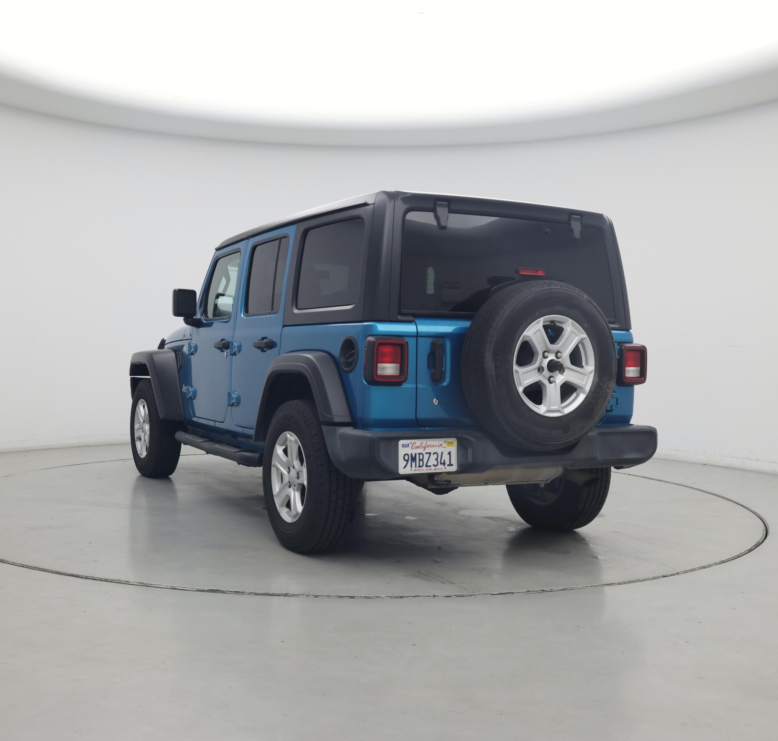 Thumbnail: 2019 Jeep Wrangler - 2