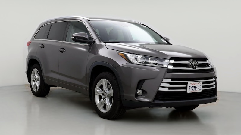 2017 Toyota Highlander Limited Hero Image