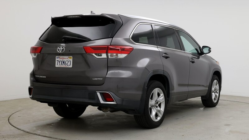 2017 Toyota Highlander Limited 8