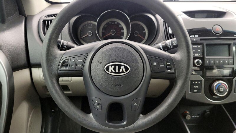 2013 Kia Forte EX 10