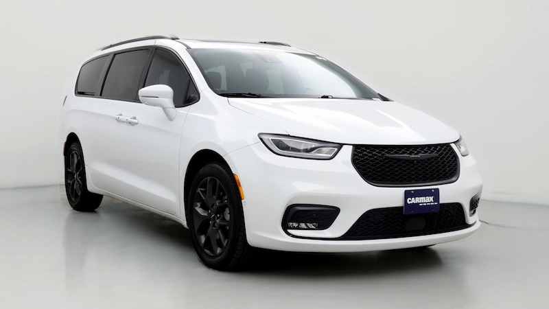 2022 Chrysler Pacifica Limited Hero Image