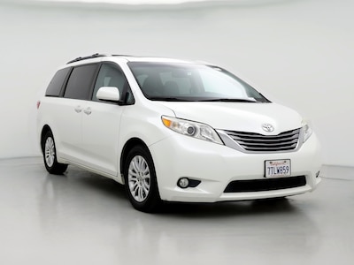 2016 Toyota Sienna XLE -
                Los Angeles, CA