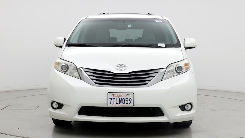 2016 Toyota Sienna XLE 5