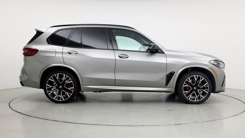 2022 BMW X5 M 7