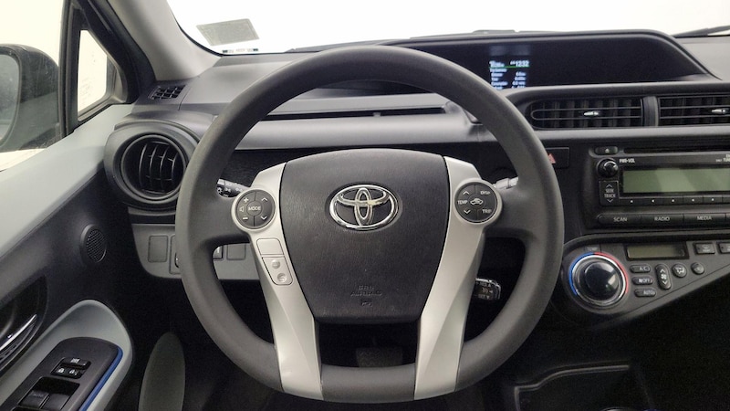 2013 Toyota Prius c Two 10