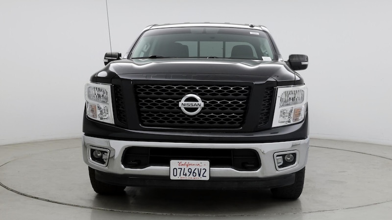 2019 Nissan Titan SV 5