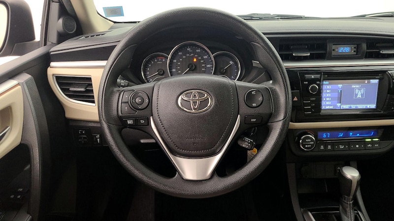 2016 Toyota Corolla LE 10