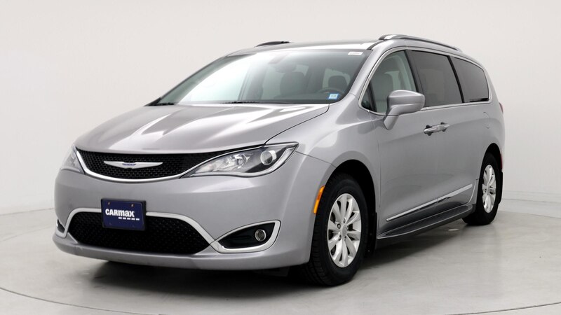 2019 Chrysler Pacifica Touring L 4