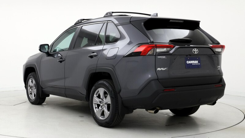 2022 Toyota RAV4 XLE 2