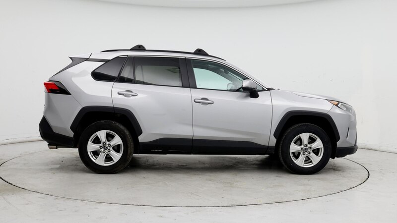 2019 Toyota RAV4 XLE 7