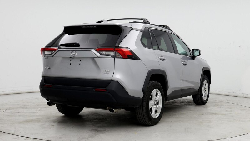 2019 Toyota RAV4 XLE 8