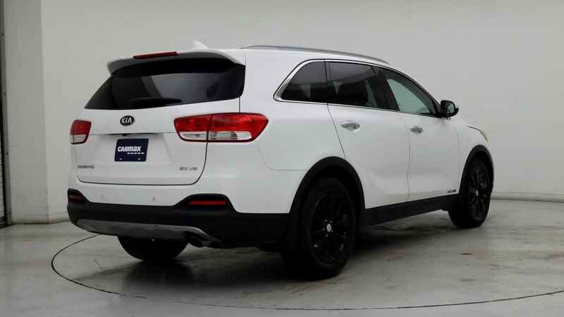 2016 Kia Sorento EX 8