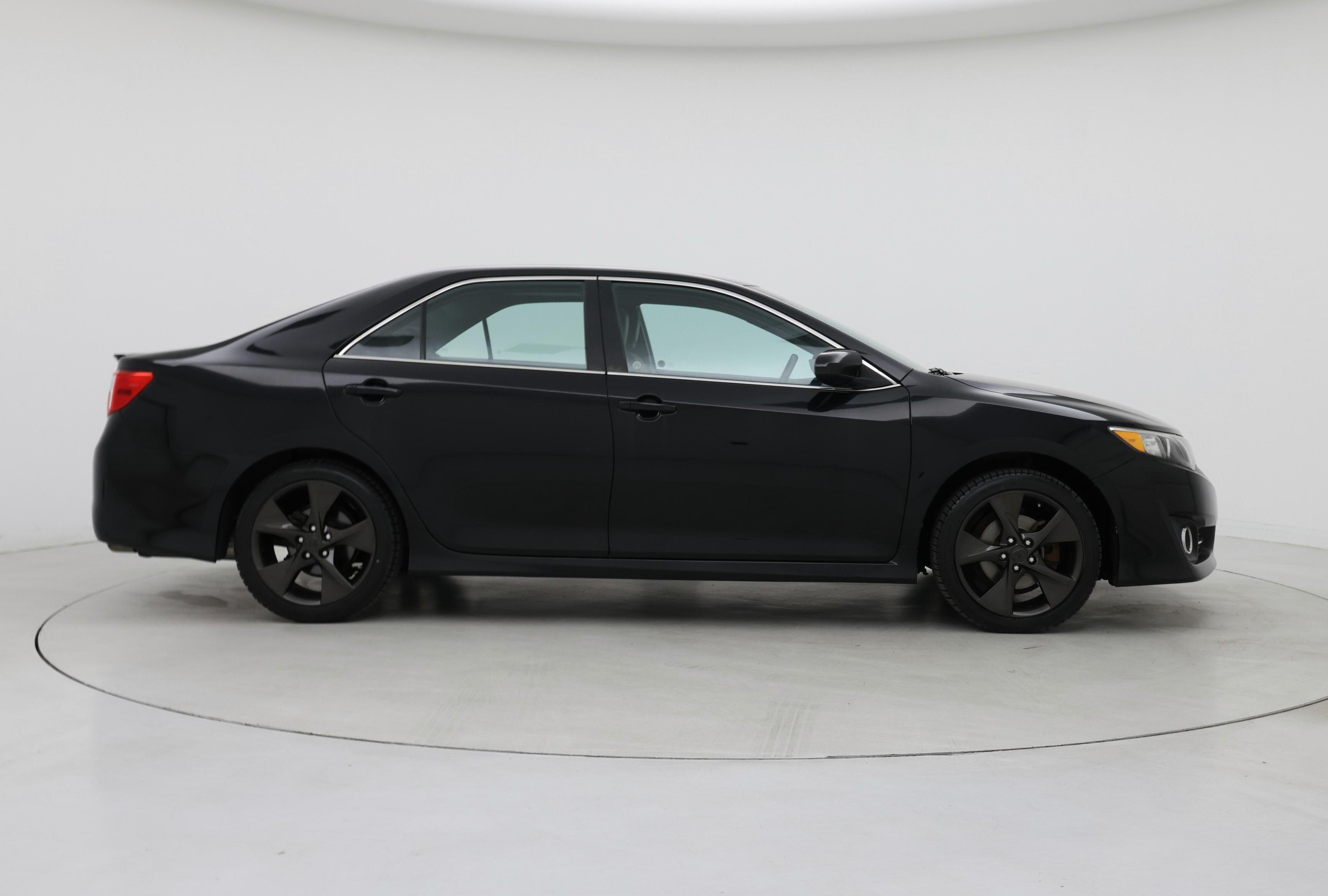 Thumbnail: 2013 Toyota Camry - 7